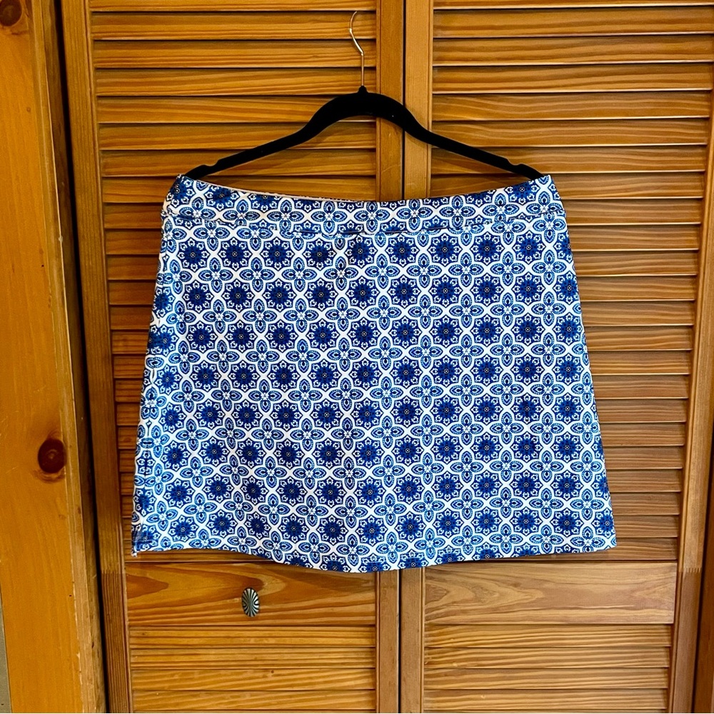 Ekouaer Skort